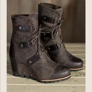 Sorel Joan of Arctic Mid Wedge Boot